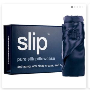 SLIP SILK PILLOW NAVY